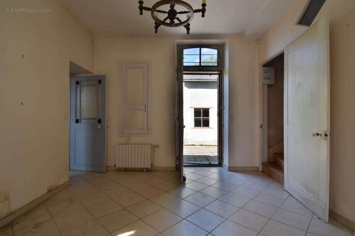 Maison à NEUVILLE-AUX-BOIS