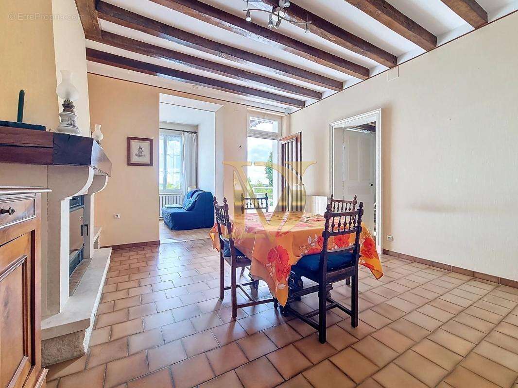 Maison à CHENONCEAUX