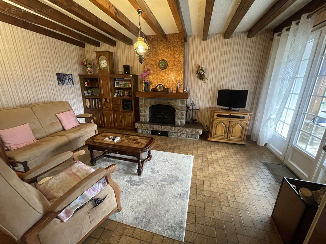 Maison à SAINT-OVIN