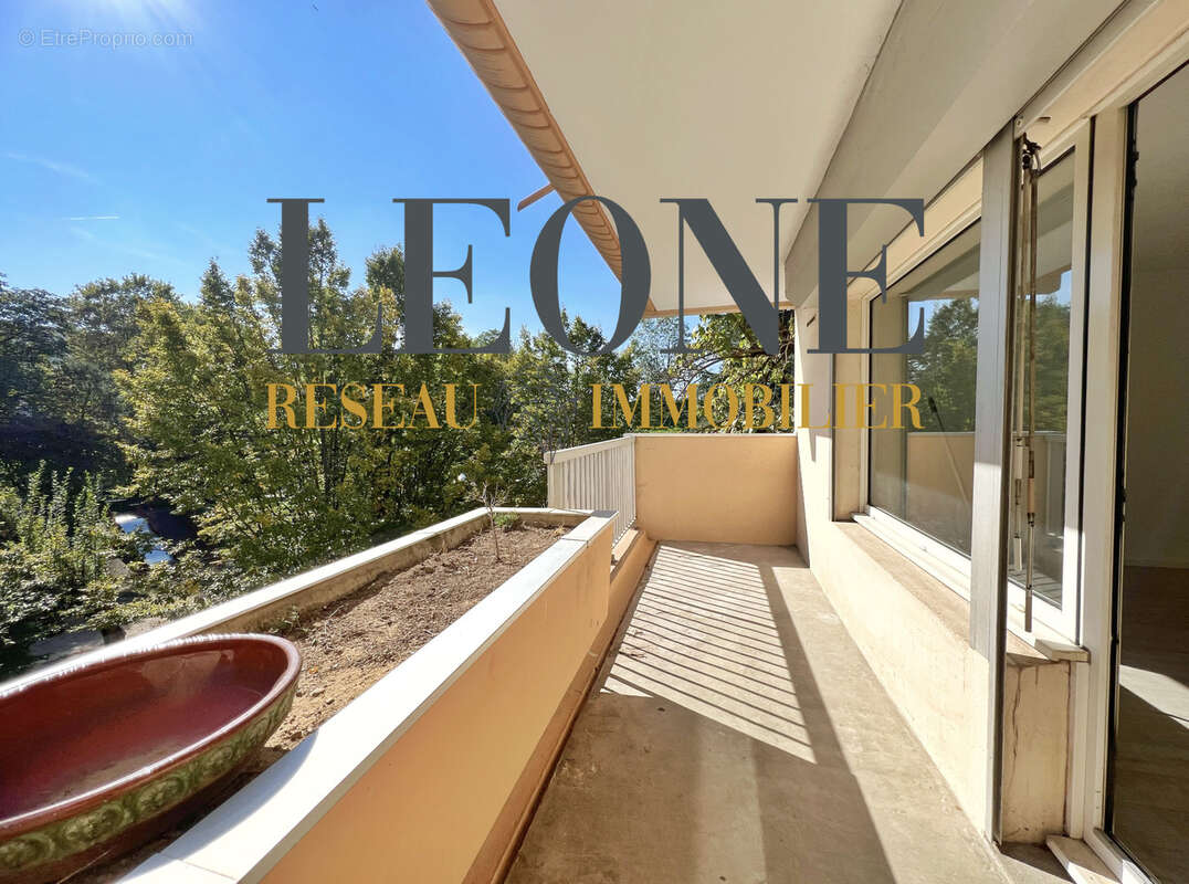 Appartement à LYON-8E