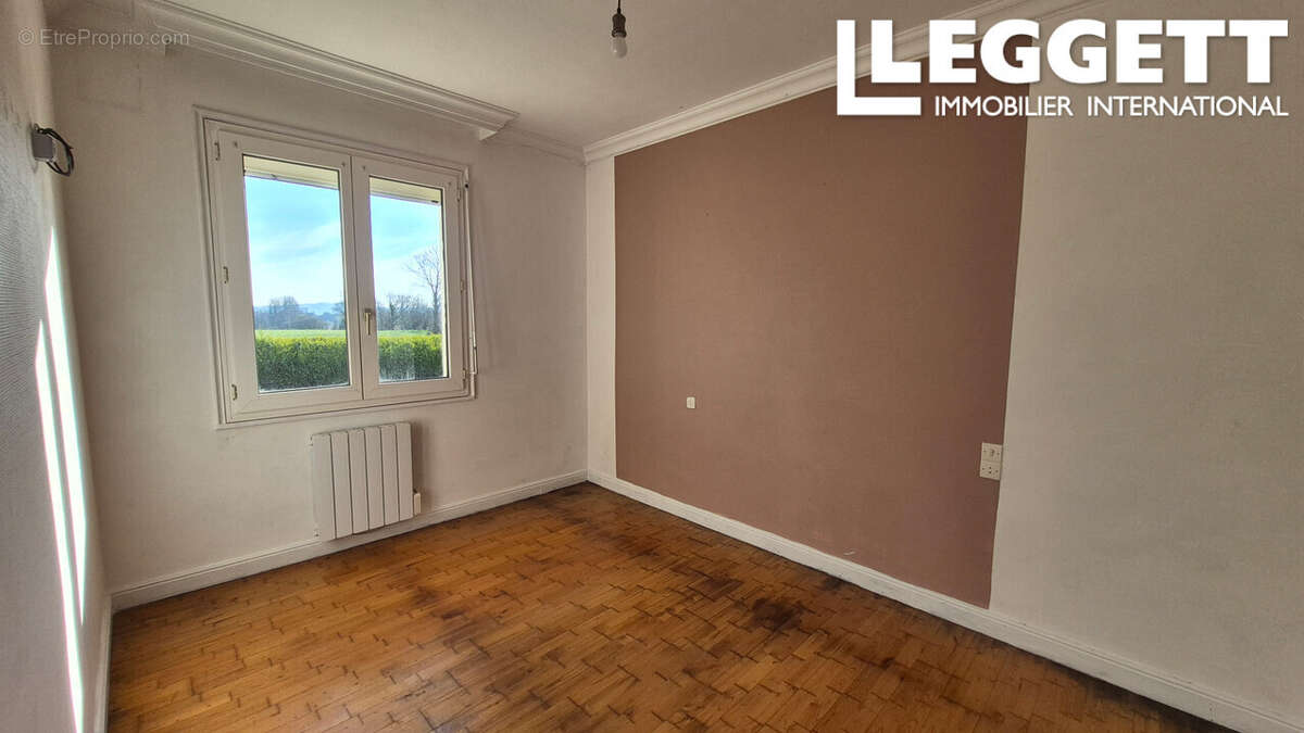 Maison à PLOUNEVEZ-MOEDEC