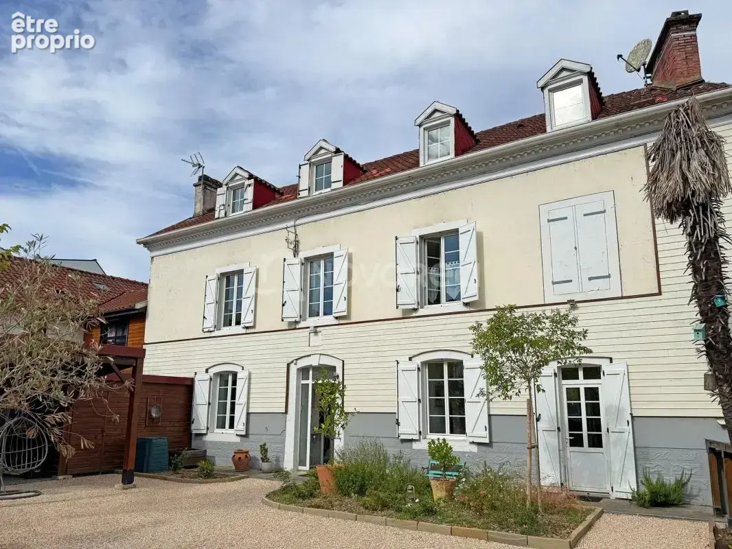 Photo Maison à Billere au prix de 423 000€