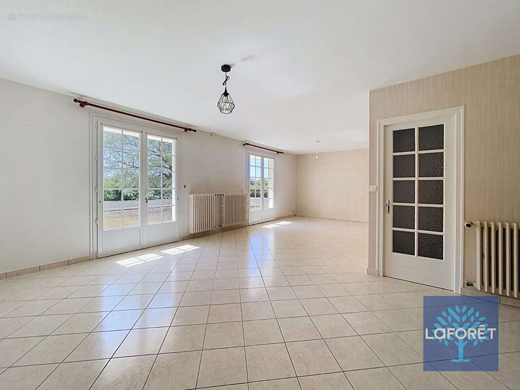 Maison Sallertaine 3 chambres  112 m2 avec grand hangar - photo 3