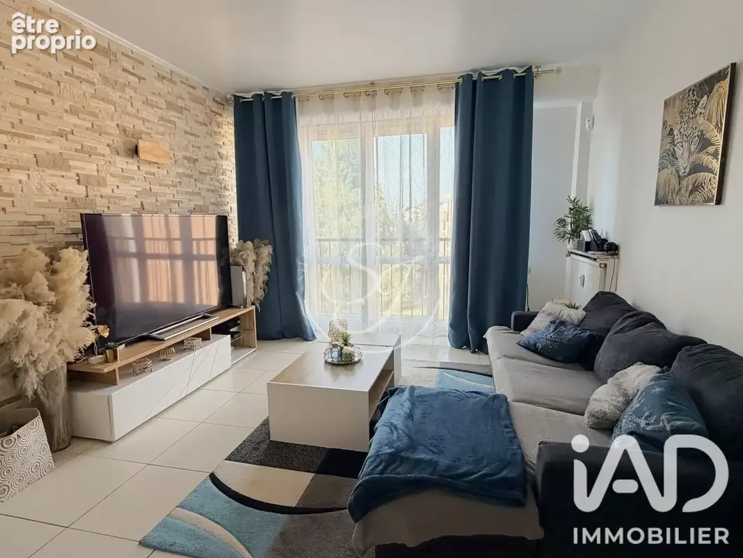 Photo 1 - Appartement à CORBEIL-ESSONNES