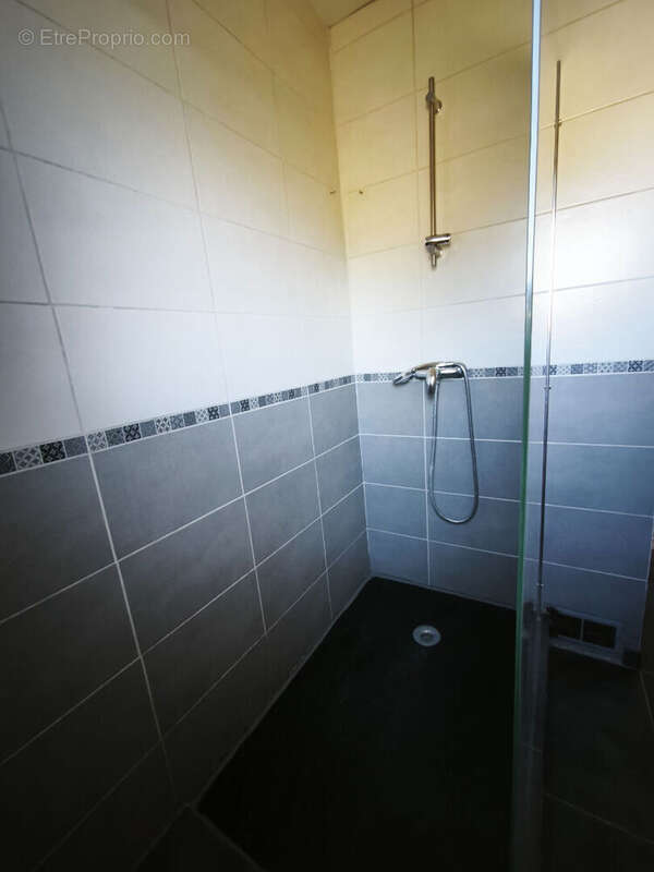 A vendre a saint-eloi pavillon des 's 70 sur sous sol 3 p terrain de  1494 m2 - photo 10