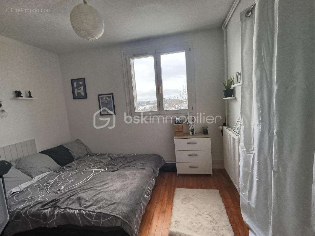 Appartement à LES ABRETS