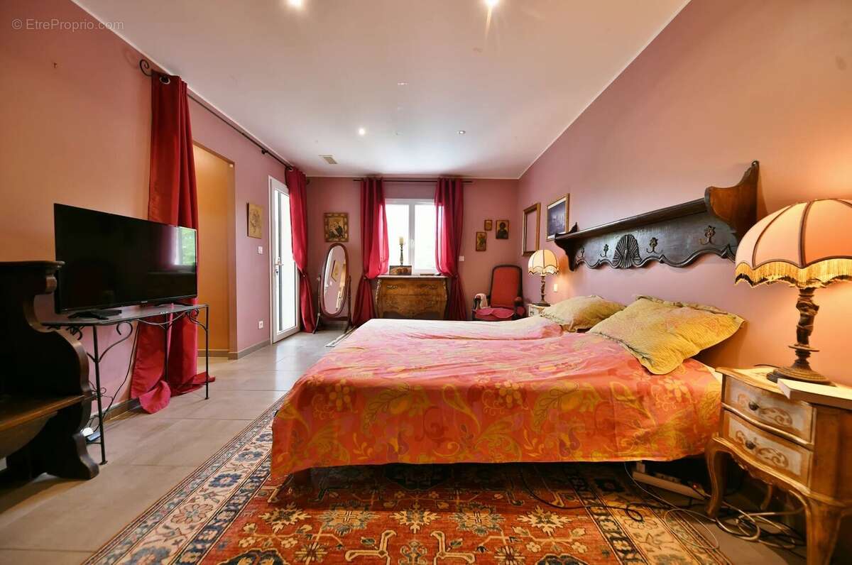 Maison à UZES