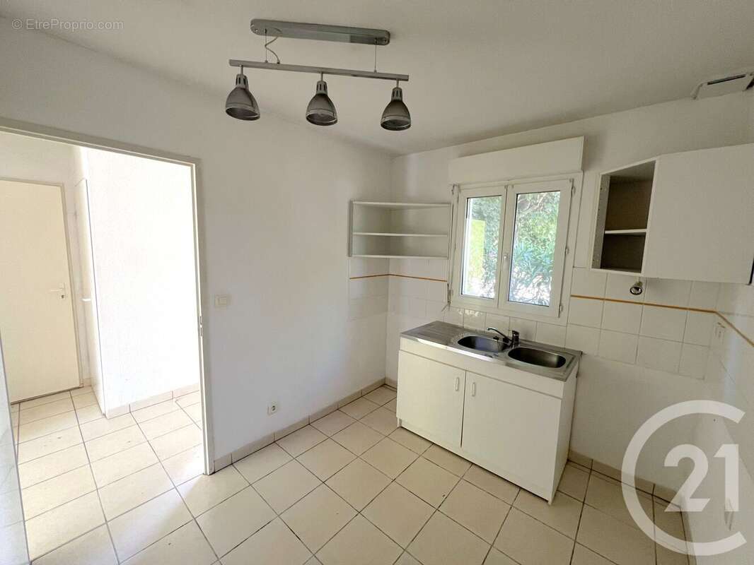 Maison 70 m² à Roques  - photo 6
