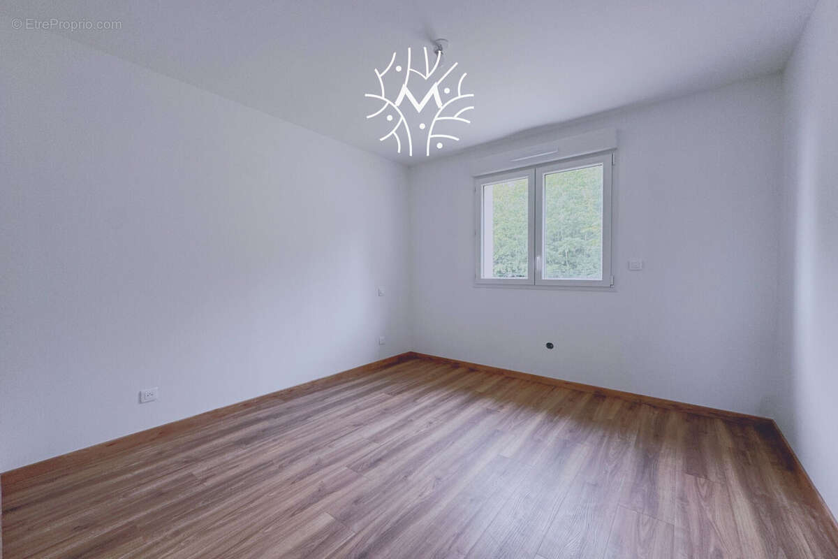 Maison à CHARLEVILLE-MEZIERES