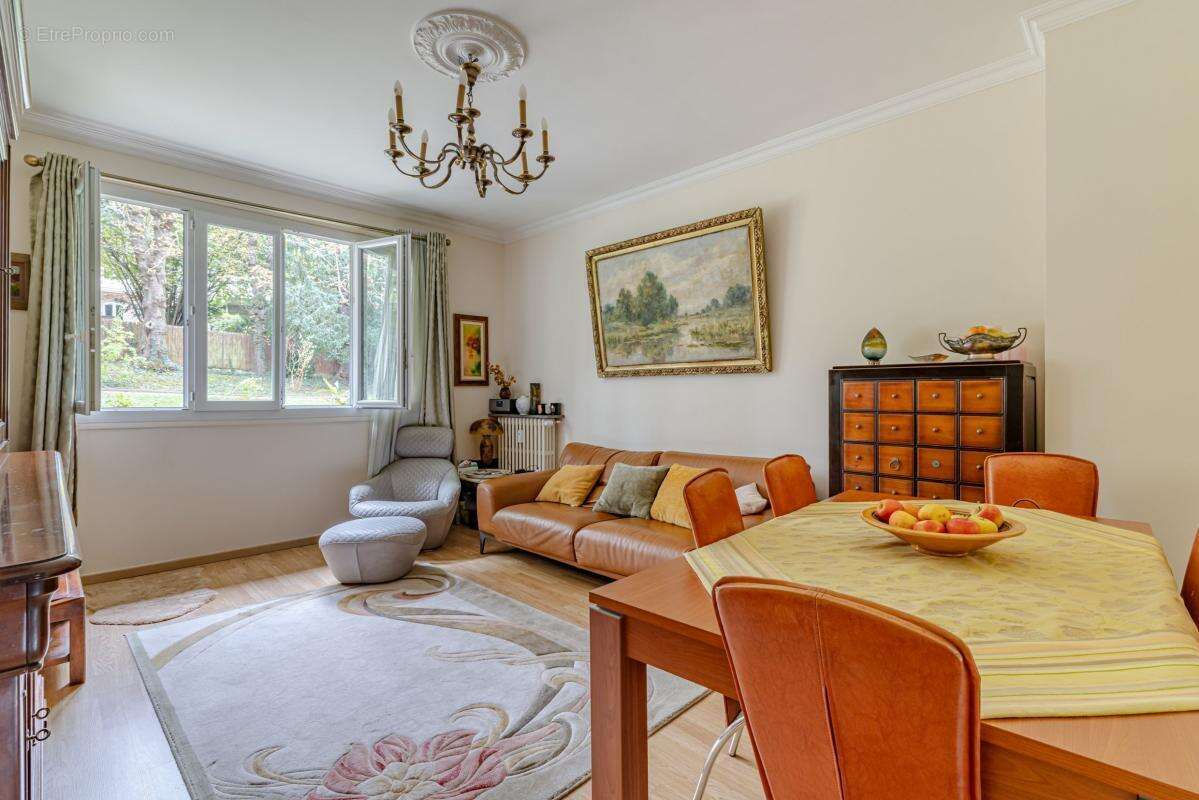 Appartement à SEVRES