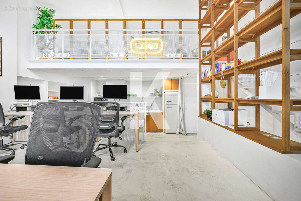 Bureau - Appartement à PARIS-10E