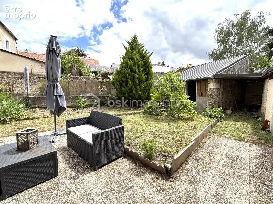 Maison charmante - plein centre avec dépendance - photo 2
