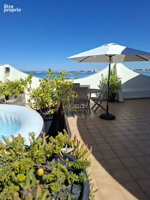 Exclusivité   Appartement P4 avec vue mer avec terrasse 105 m2 PARKING ET DOUBLE GARAGE - photo 2