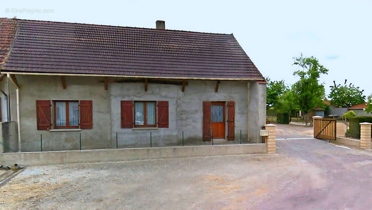 Maison à SAINT-MAURICE-EN-RIVIERE