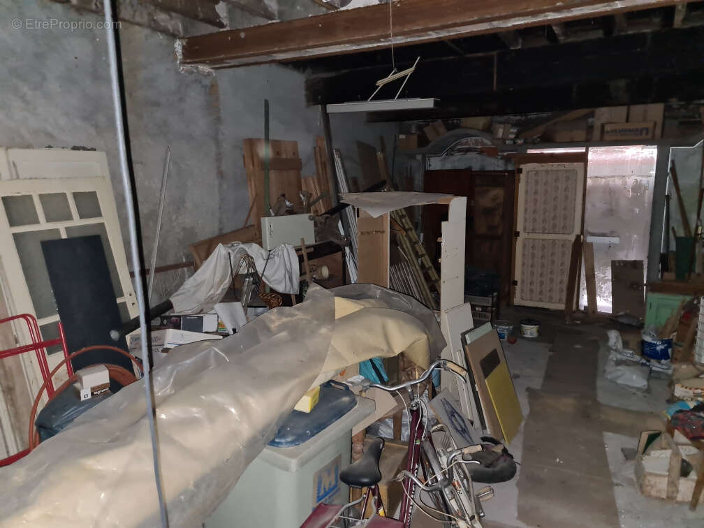 Maison à NEGREPELISSE