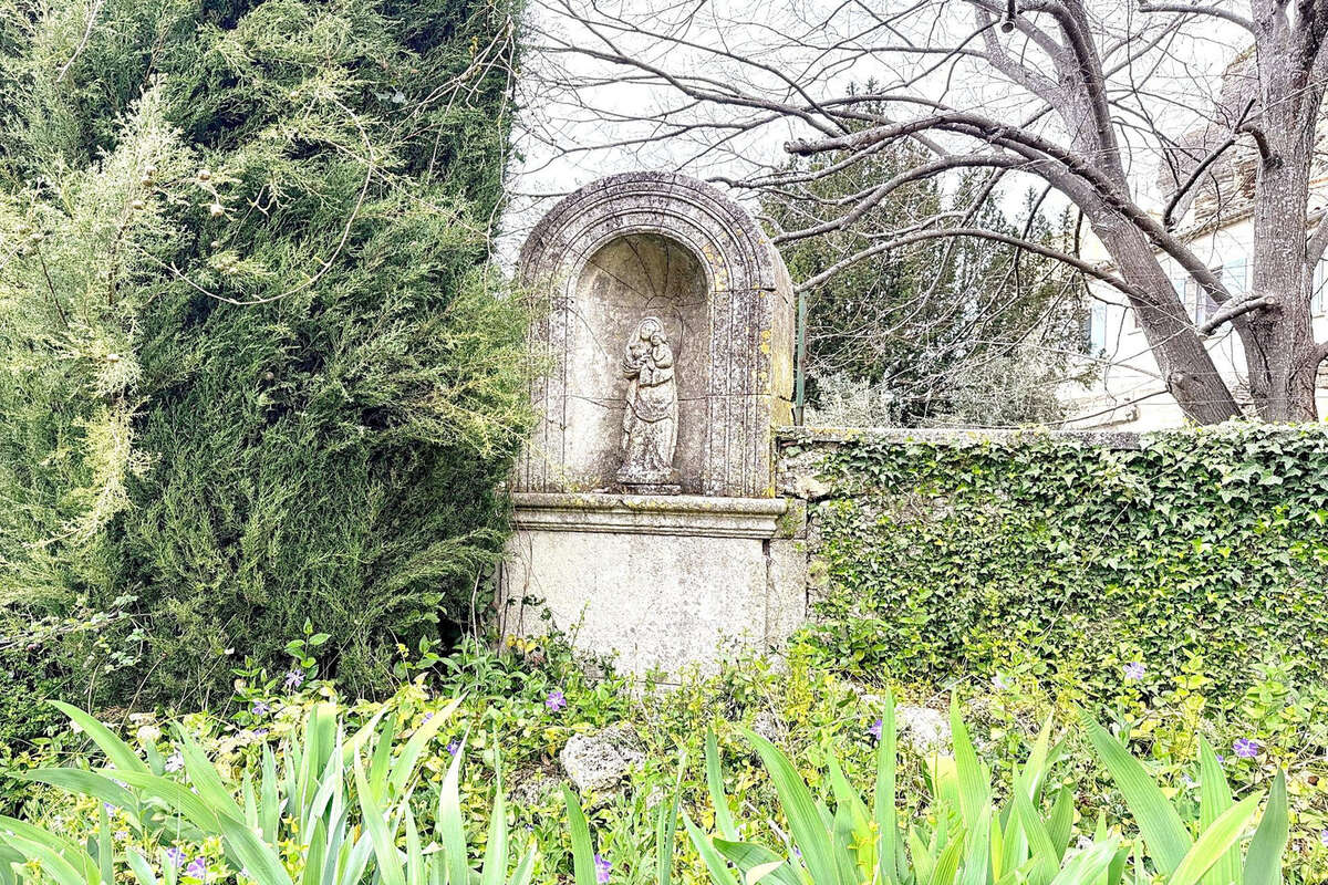 Maison à SAIGNON