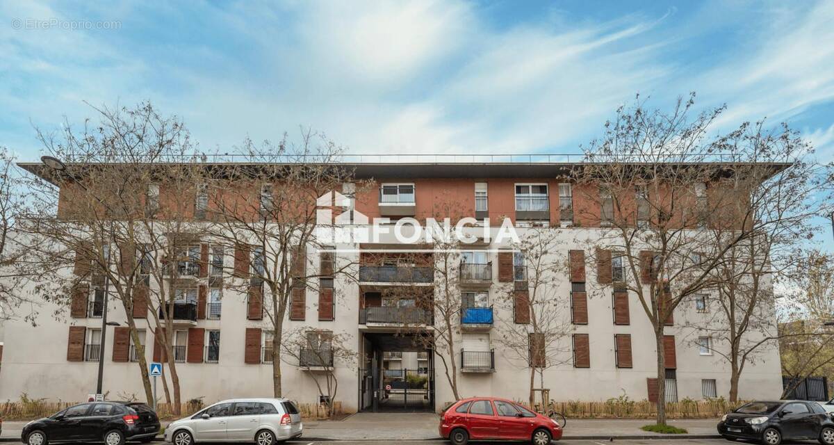Appartement à SAINT-DENIS