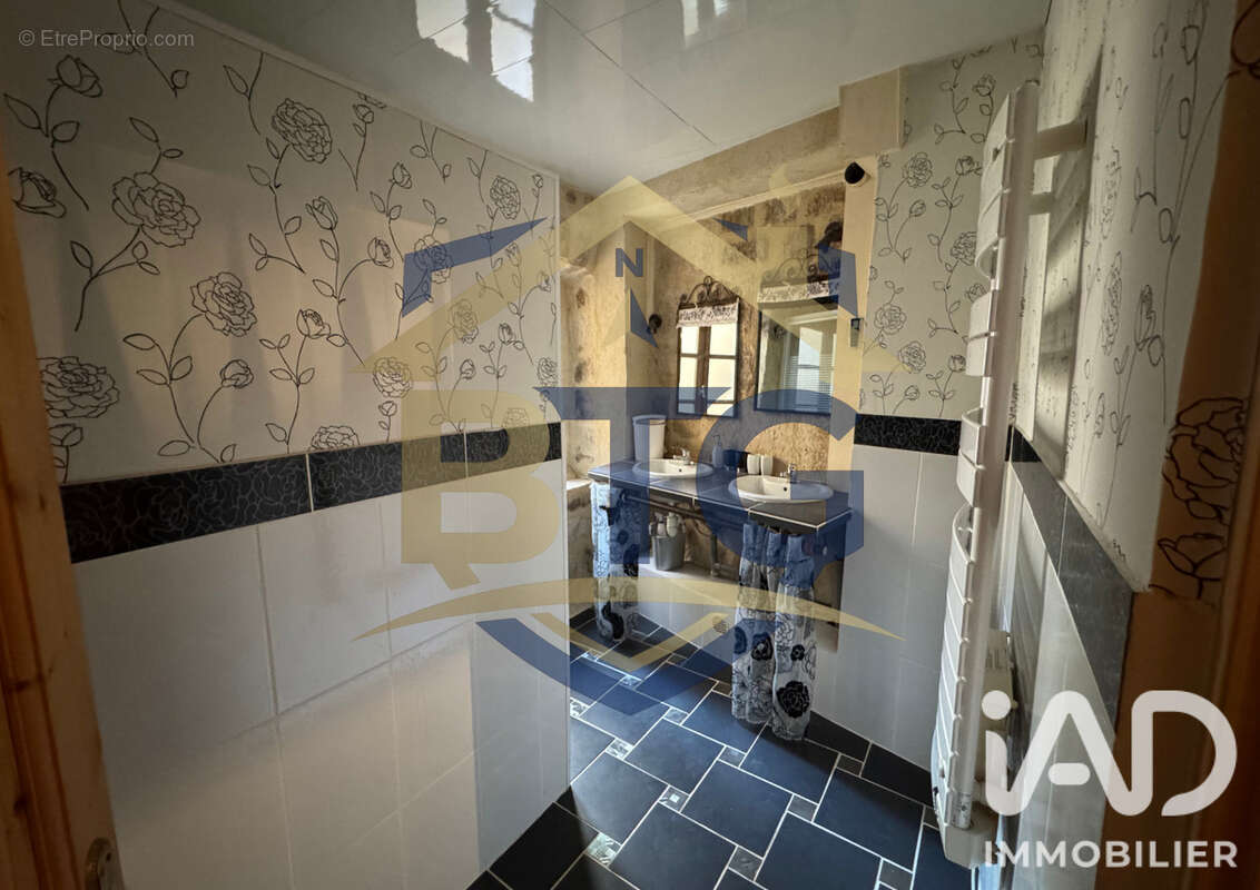Maison 90 m² à Largentiere  - photo 6