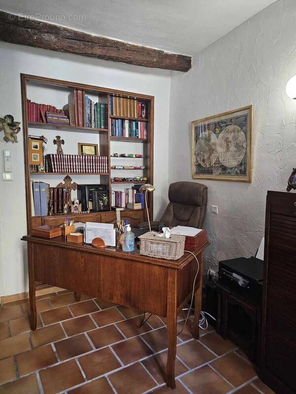Maison à MOUSSAN