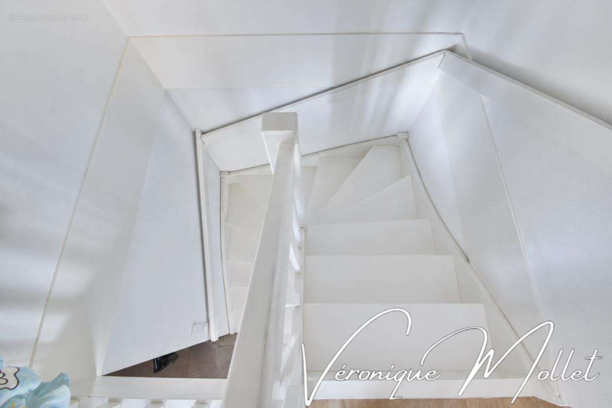 Lormont - appartement en duplex - 2 terrasses - 3 chambres - garage - photo 3