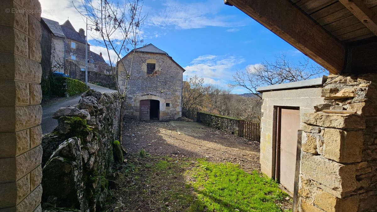 Maison à PIERREFICHE