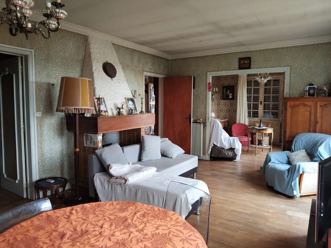 Maison 120 m² à Aigueperse  - photo 3