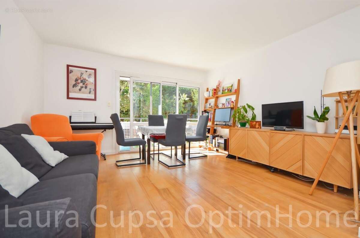 Sceaux - 8 min rer - 3/4 p - 65,67 m² - balcon - dernier etage - cave - parking libre dans residence fermee - photo 3