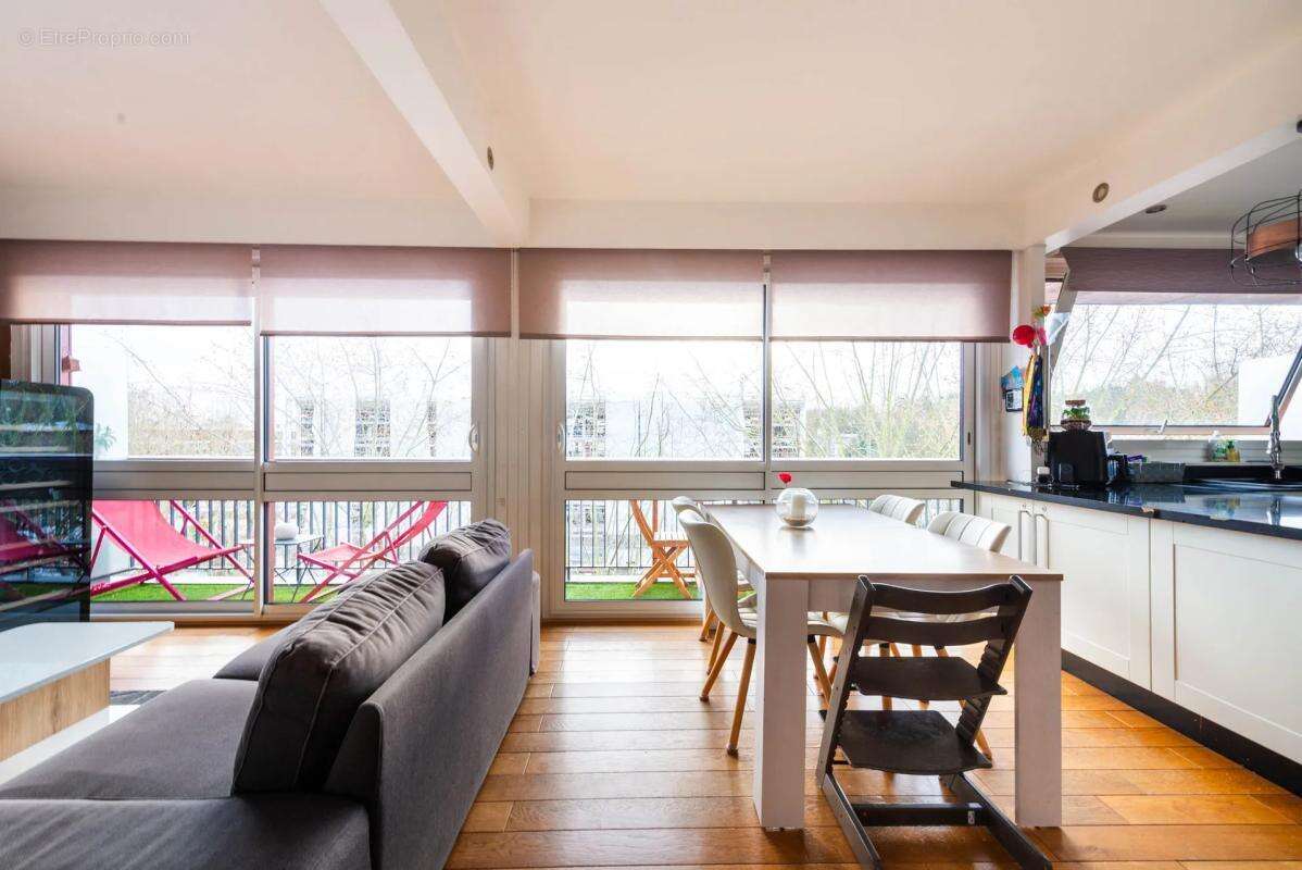 Appartement à LA CELLE-SAINT-CLOUD