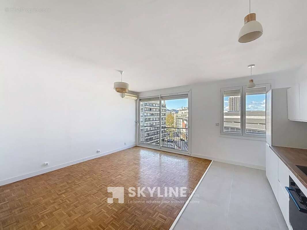 Appartement à MARSEILLE-8E