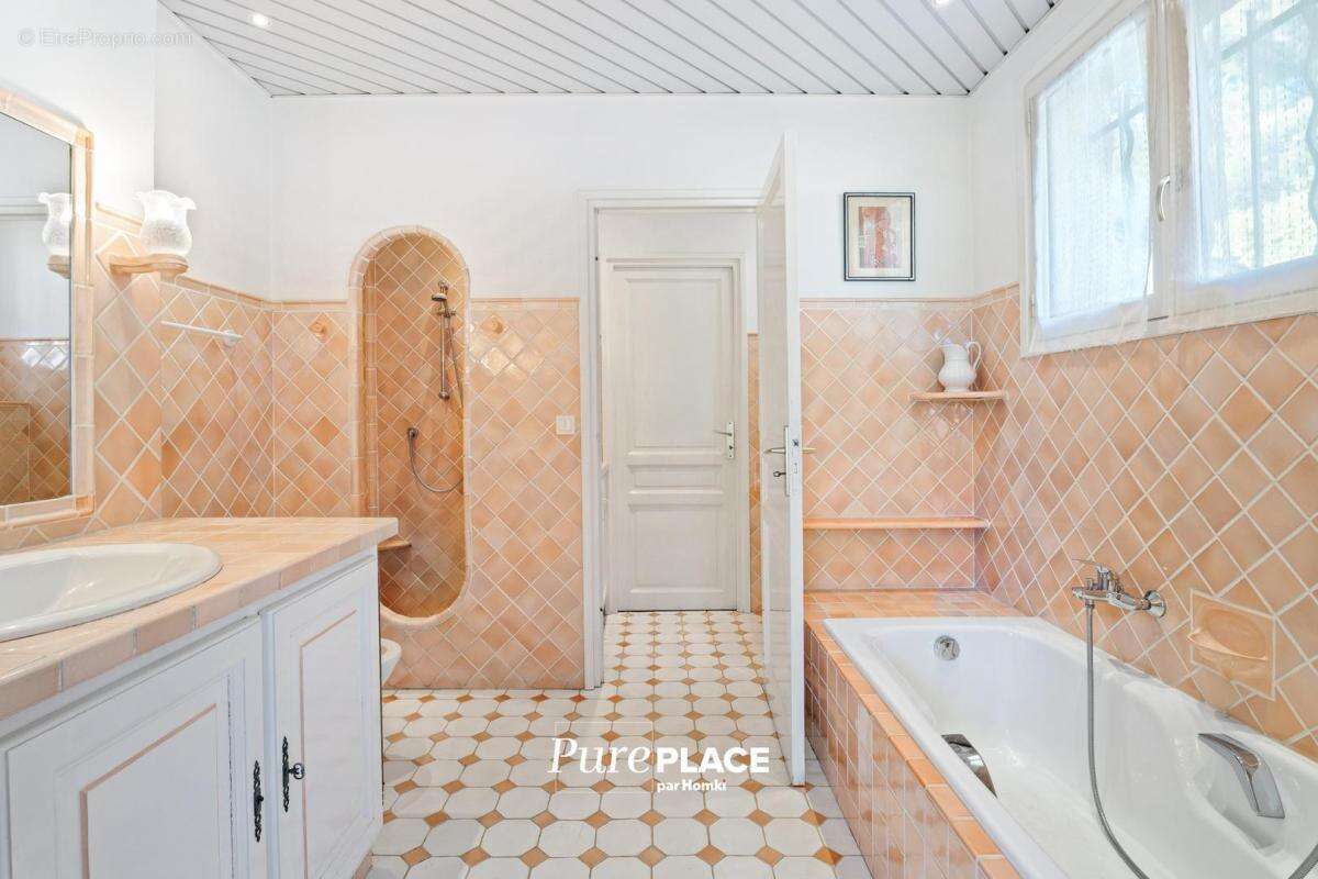 Maison à BEAUSOLEIL