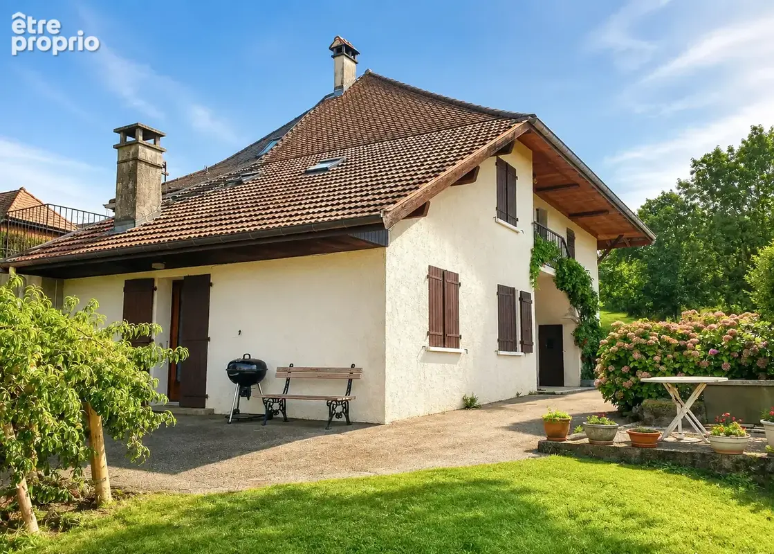ancienne ferme mitoyenne, 3 logements - photo 3