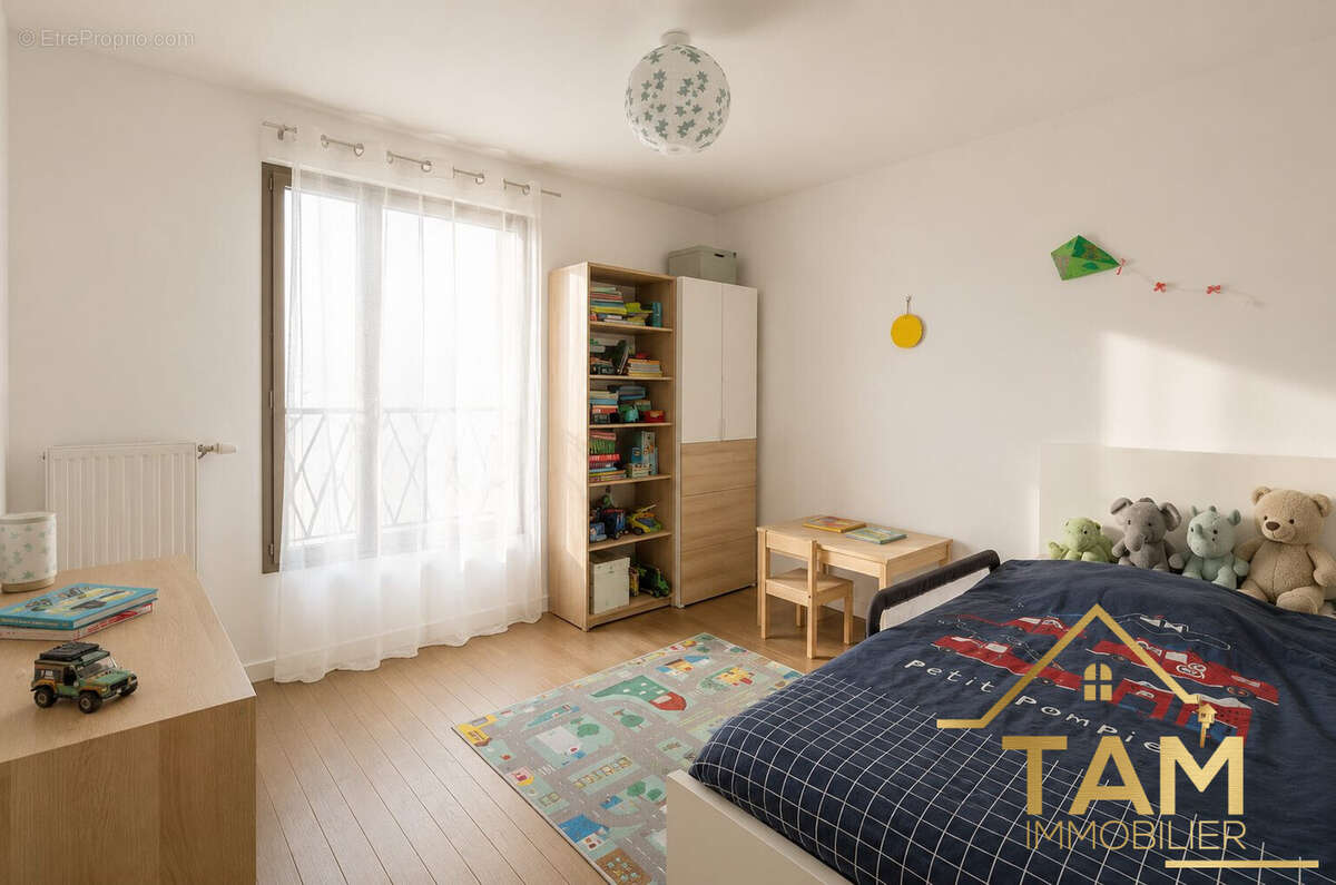 Appartement à SAINT-CYR-L'ECOLE