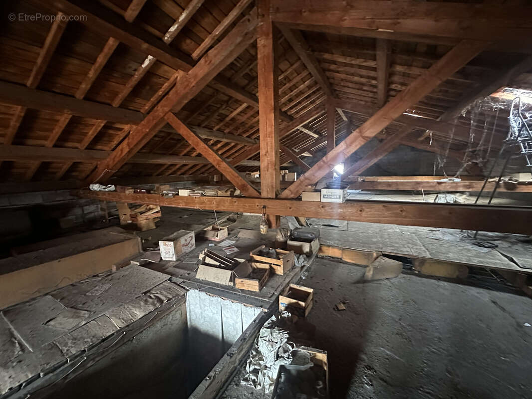 Appartement à YSSINGEAUX