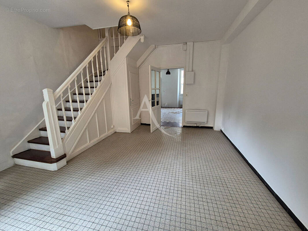 Maison à VILLENEUVE-DE-MARSAN