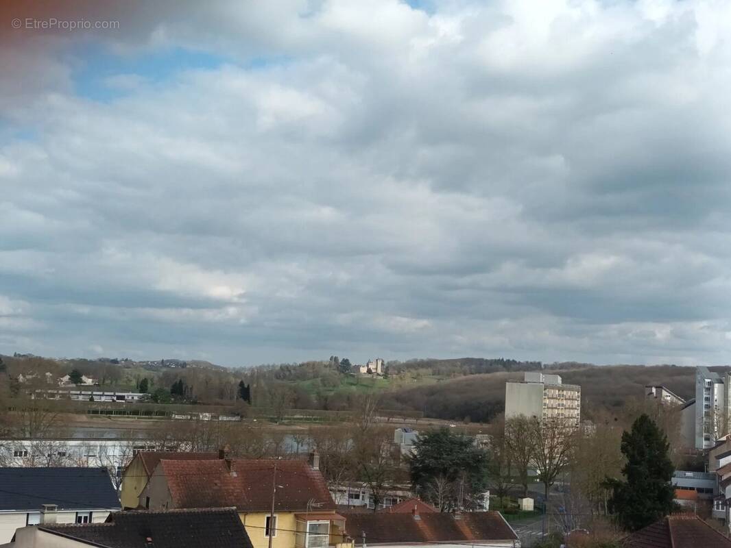 Appartement à MONTCEAU-LES-MINES