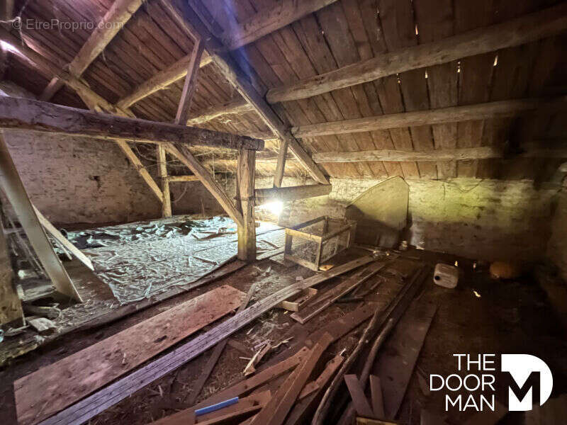 Maison à VAL-DE-MEUSE