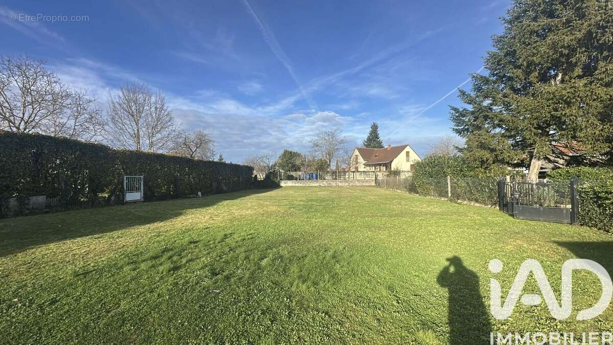 Photo 4 - Terrain à CHATELLERAULT