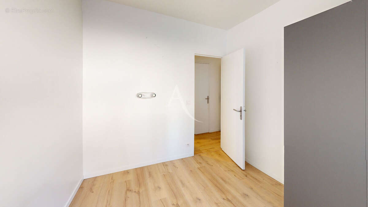 Appartement à PARIS-10E