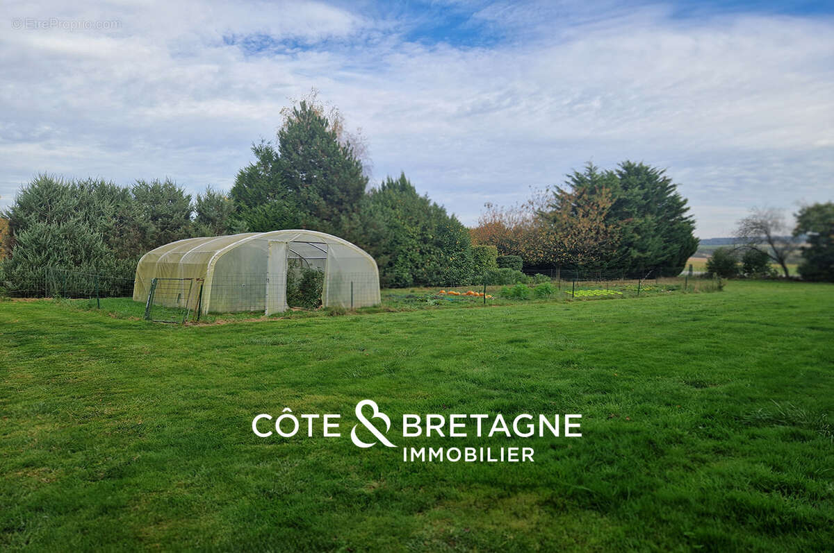 Maison à MALESTROIT