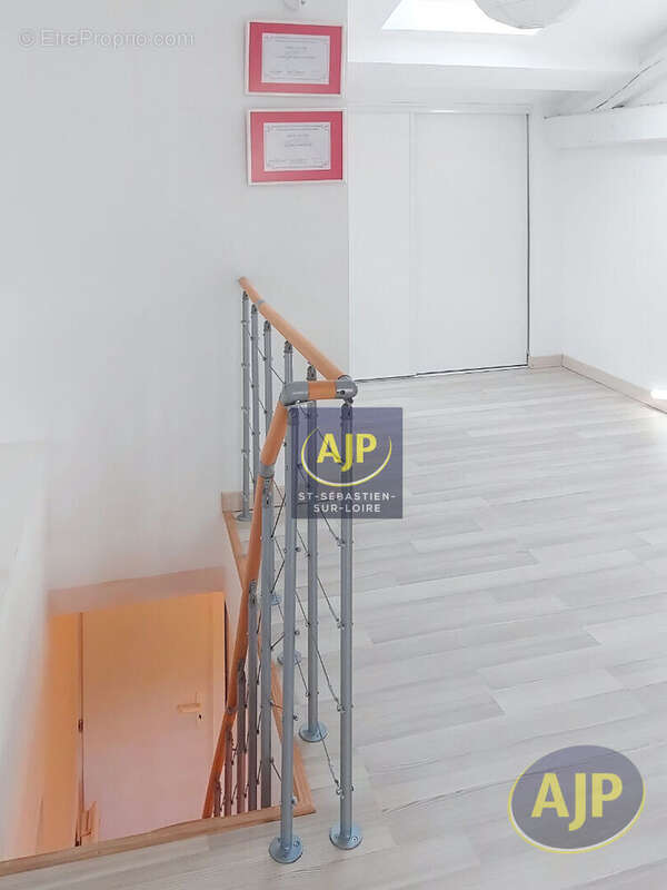 Maison à SAINT-SEBASTIEN-SUR-LOIRE