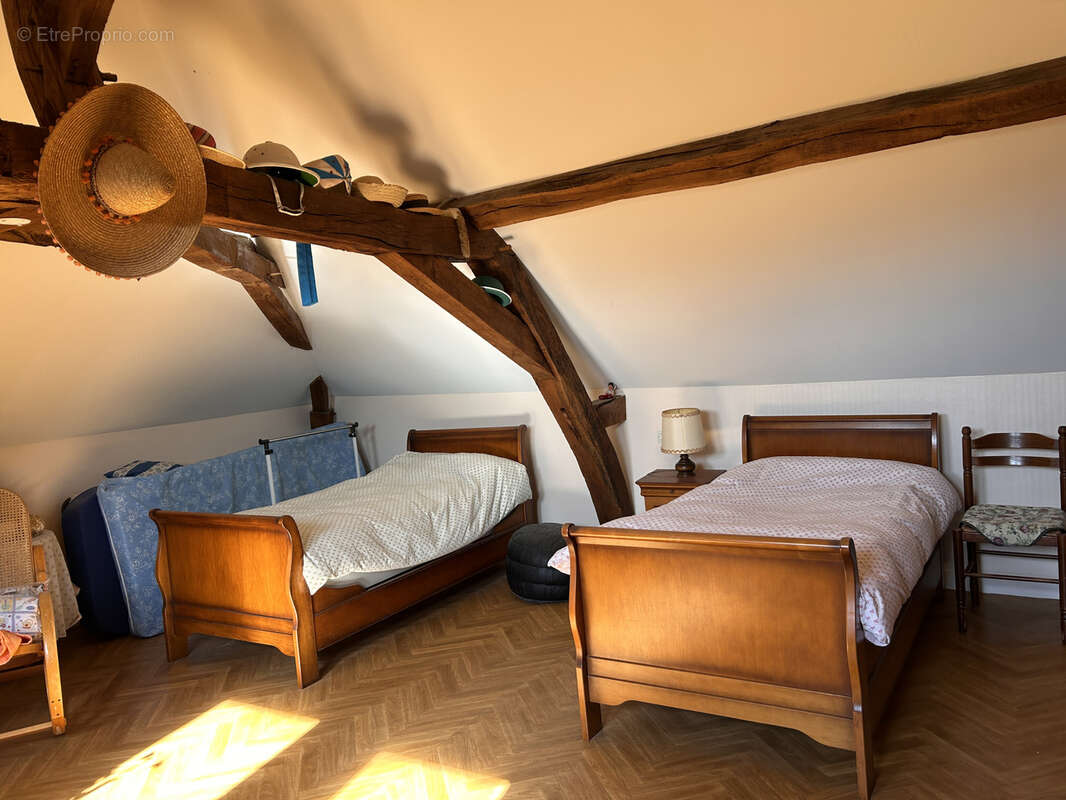 Maison à SENNEVIERES