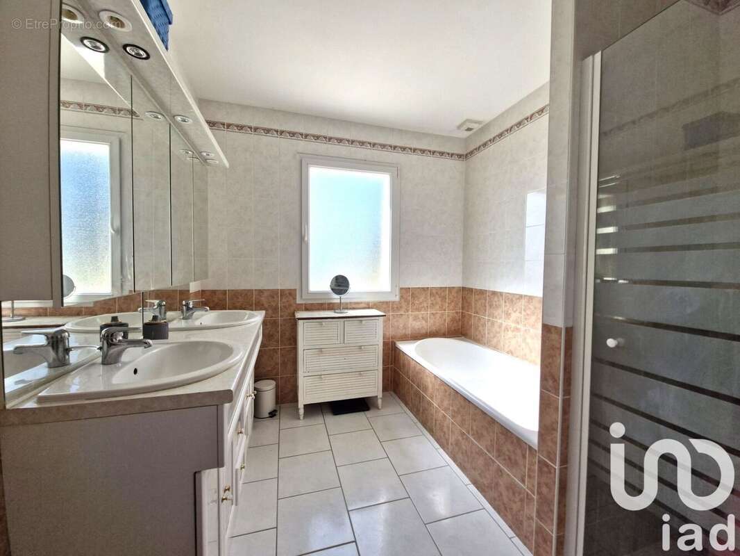 Photo 5 - Maison à LES TROIS-MOUTIERS