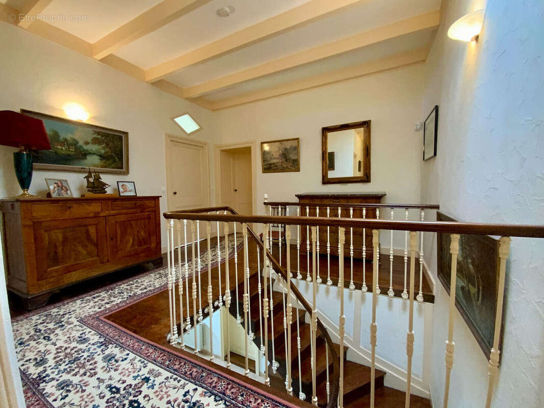 Maison à JONZAC