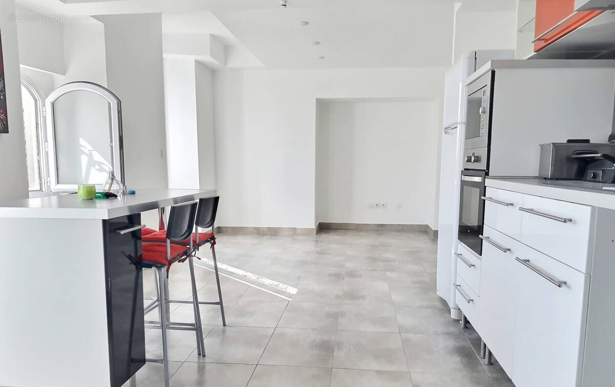 Appartement à MARSEILLE-15E