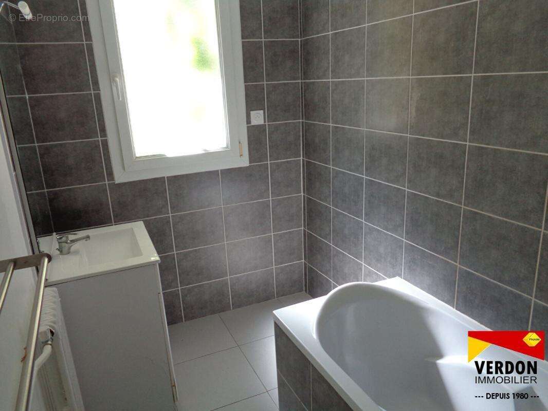 Maison à SAINT-ANDRE-LES-ALPES