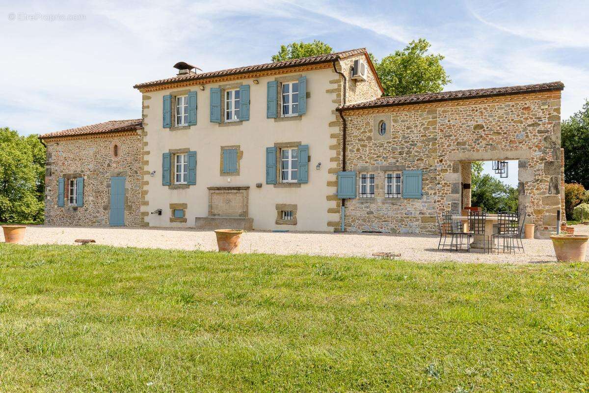 Maison à VIVIERS-LES-MONTAGNES