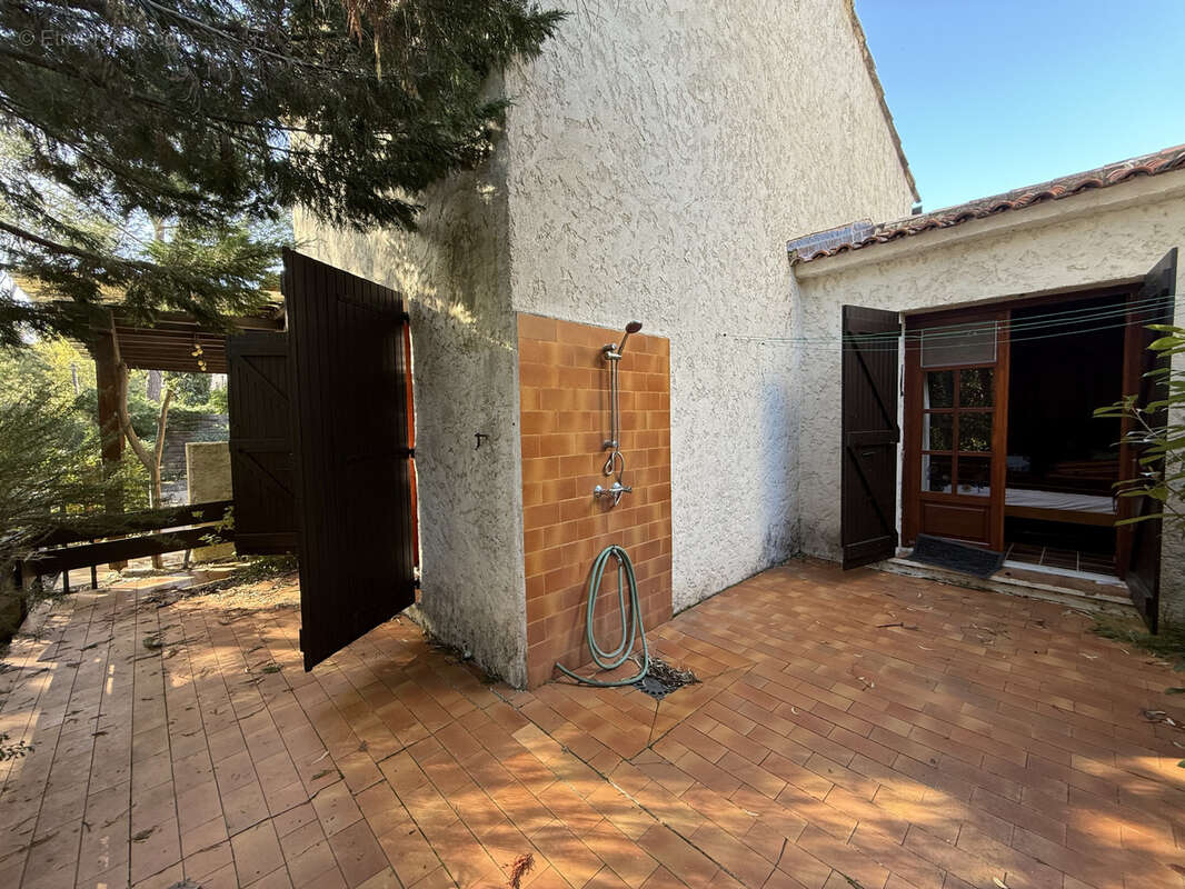 Maison à LINGUIZZETTA