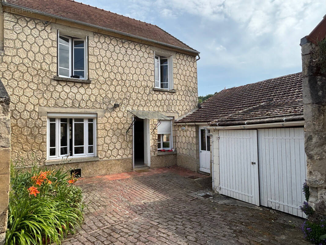 Maison à BETHISY-SAINT-PIERRE