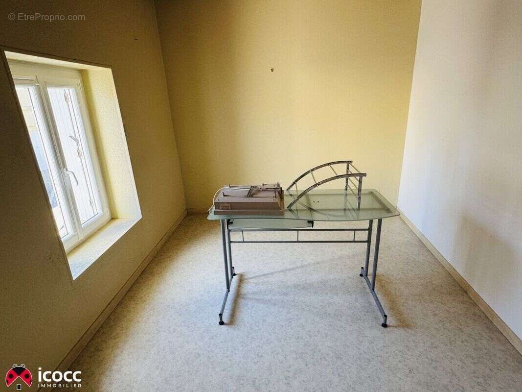 Appartement 192 m² à Mareuil-Sur-Lay-Dissais  - photo 8