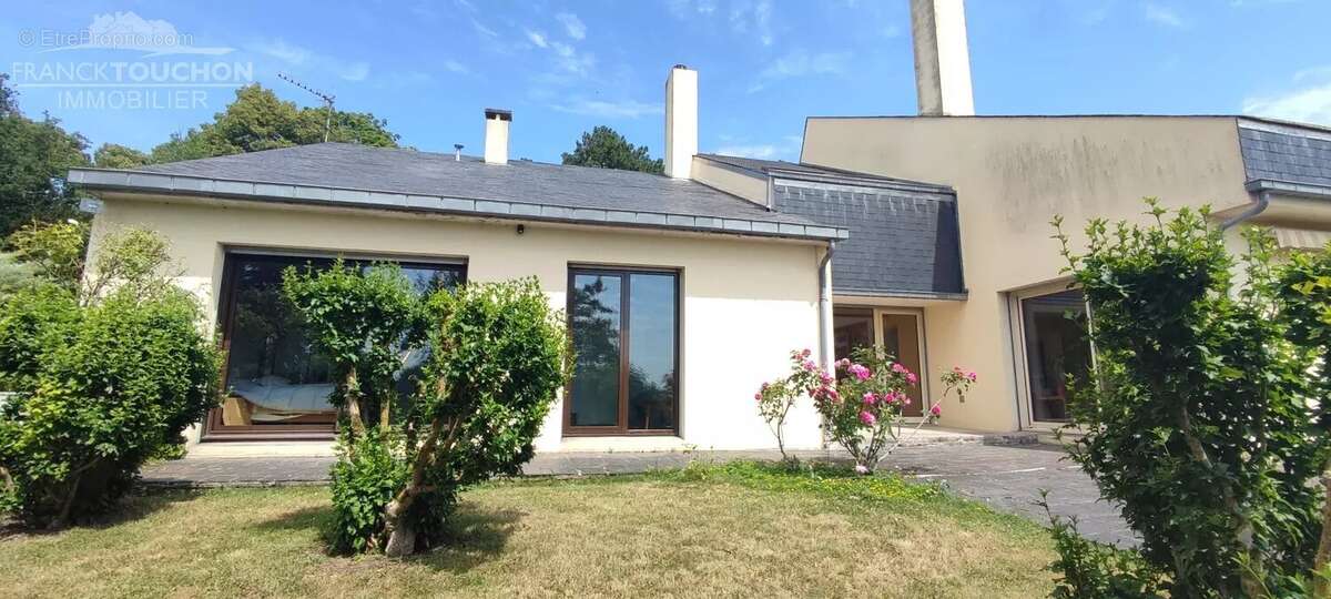 Maison à SOUPPES-SUR-LOING